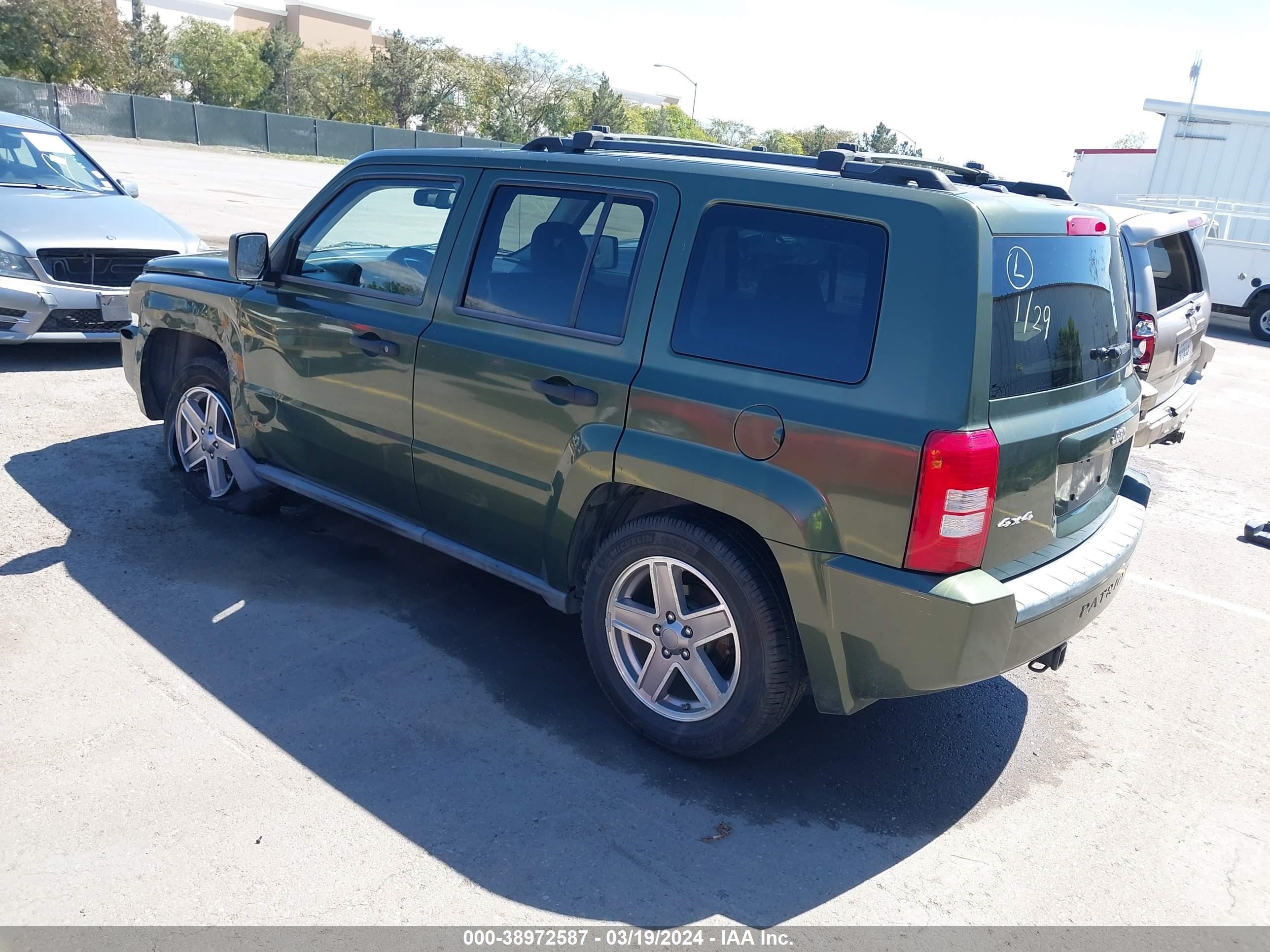 Photo 2 VIN: 1J8FF28W57D413847 - JEEP LIBERTY (PATRIOT) 