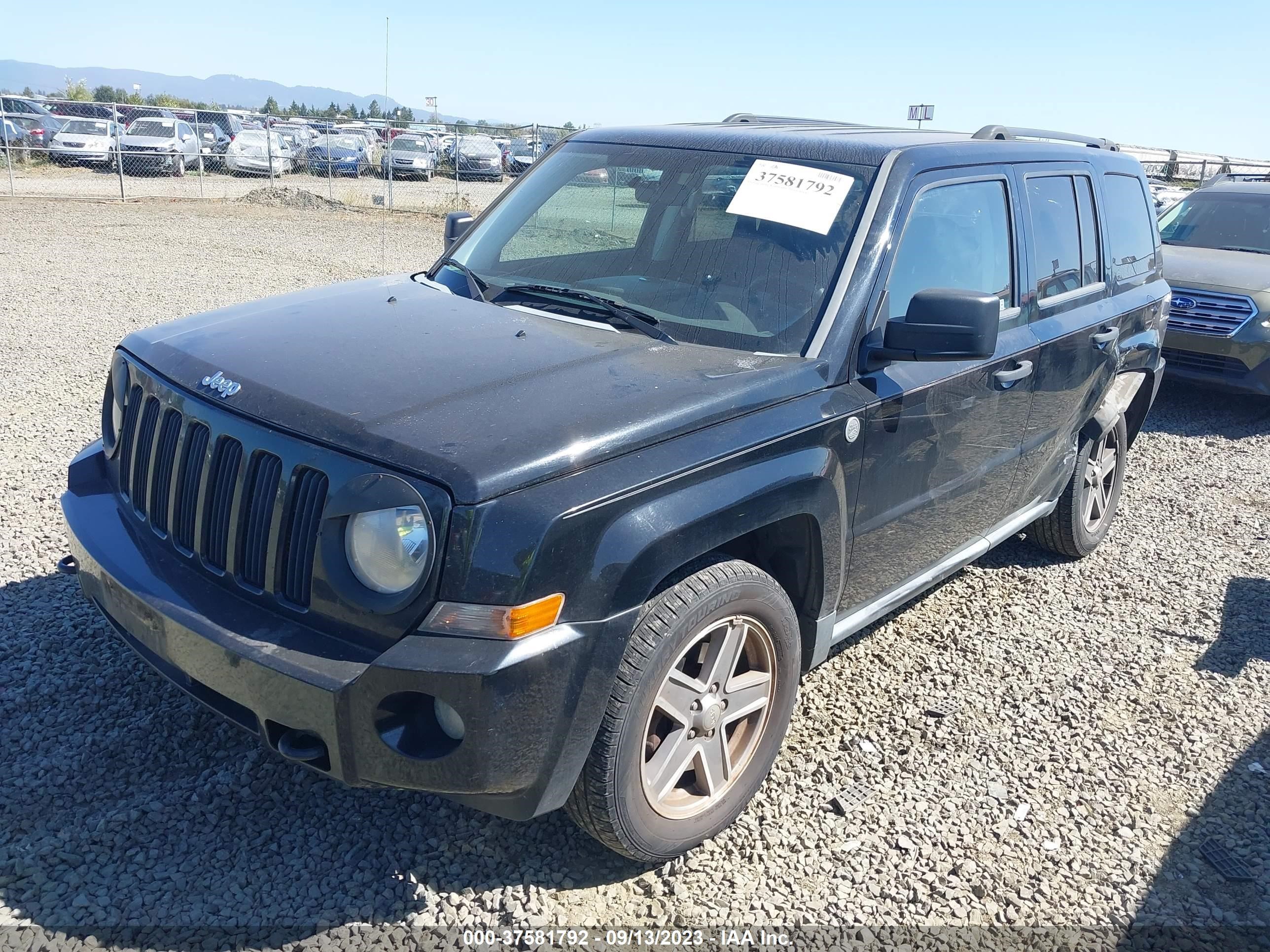 Photo 1 VIN: 1J8FF28W77D355921 - JEEP LIBERTY (PATRIOT) 