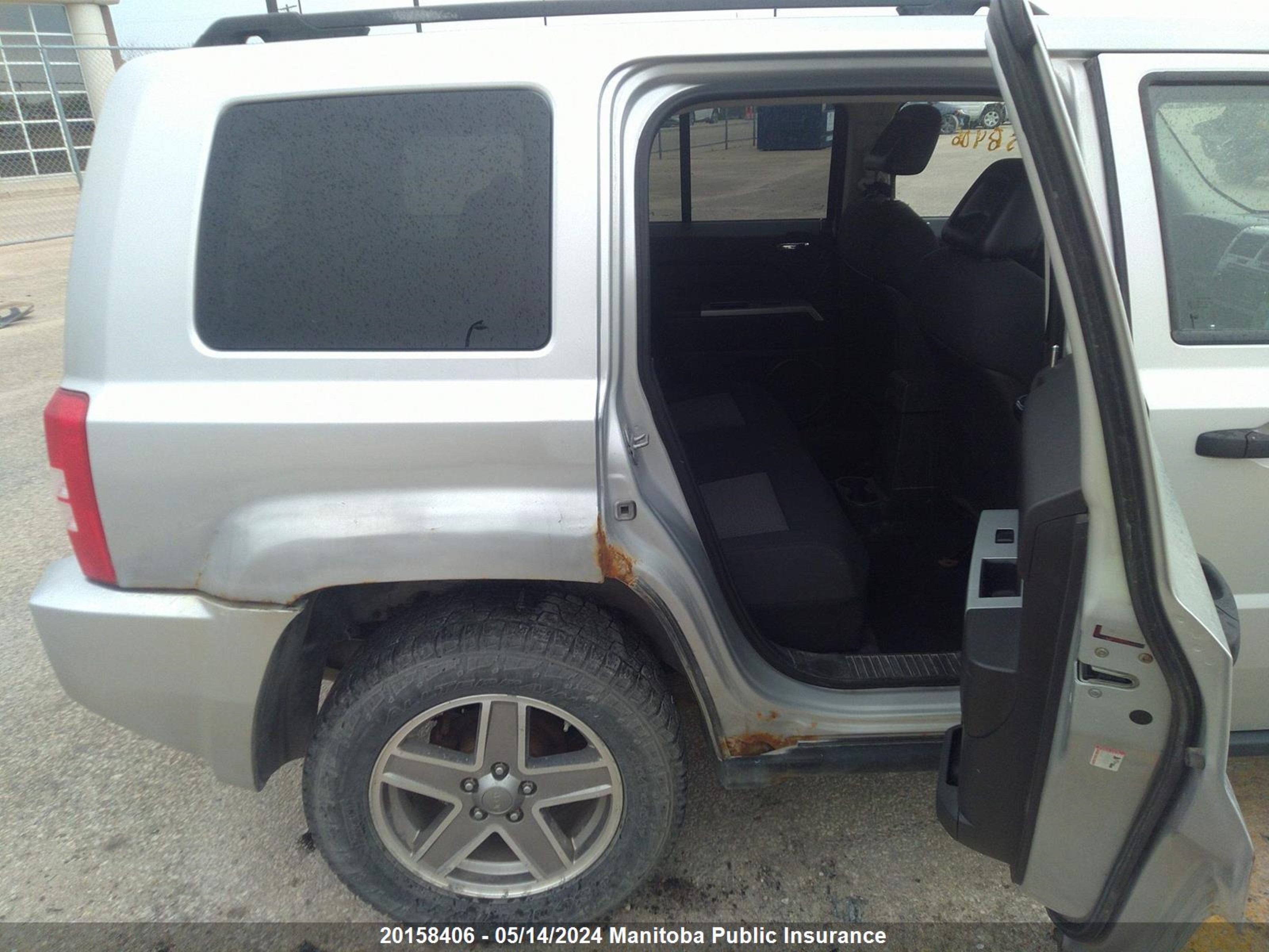 Photo 7 VIN: 1J8FF28W78D574976 - JEEP LIBERTY (PATRIOT) 