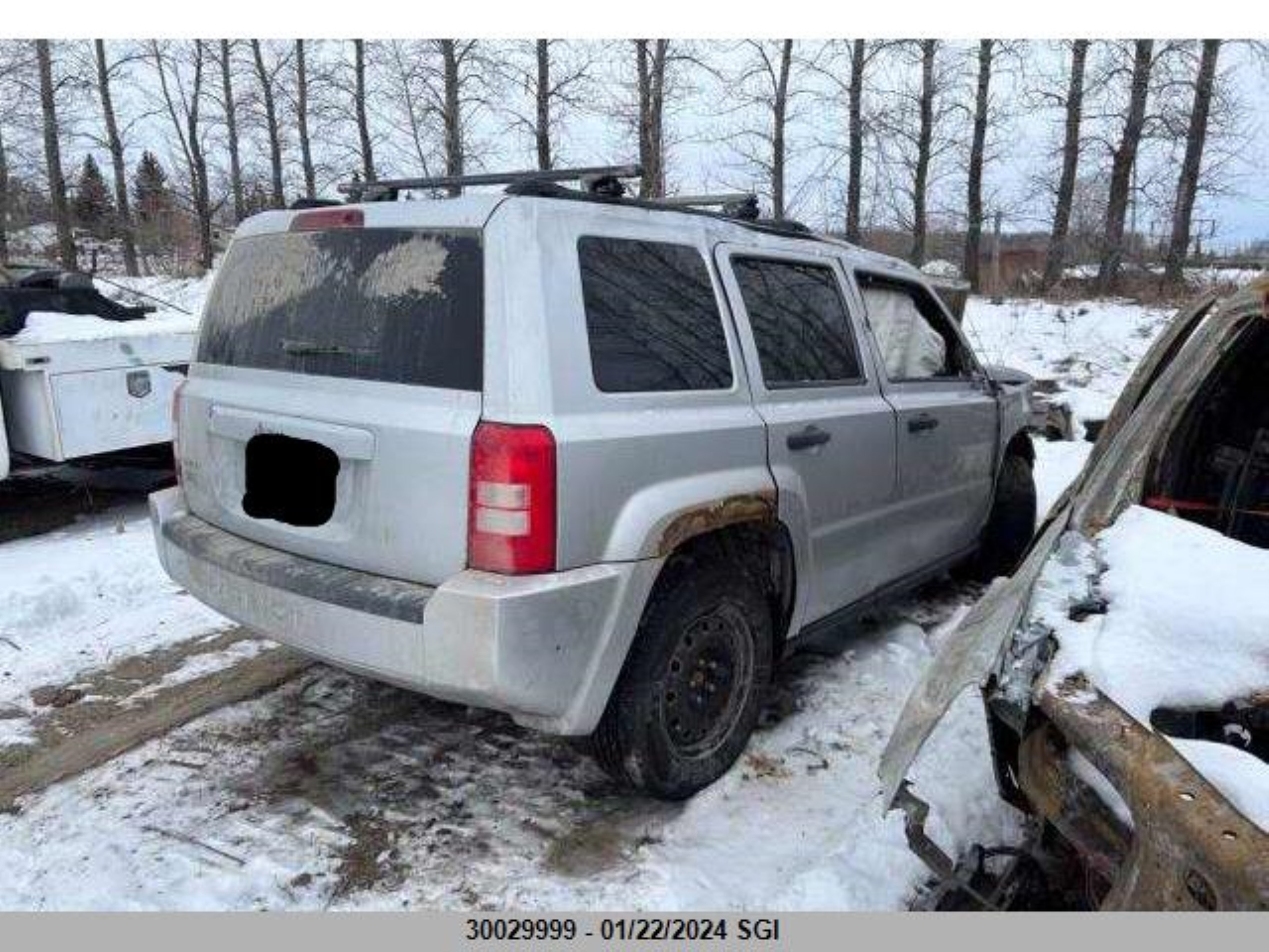 Photo 3 VIN: 1J8FF28W87D417889 - JEEP LIBERTY (PATRIOT) 