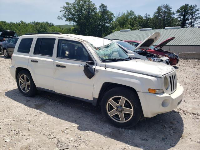 Photo 3 VIN: 1J8FF28W98D798590 - JEEP PATRIOT SP 