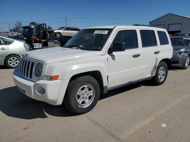 Photo 0 VIN: 1J8FF28WX8D525657 - JEEP PATRIOT 