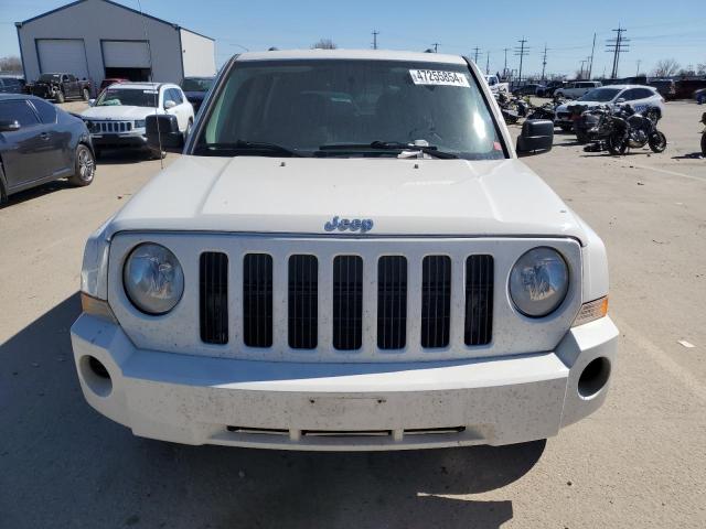 Photo 4 VIN: 1J8FF28WX8D525657 - JEEP PATRIOT 