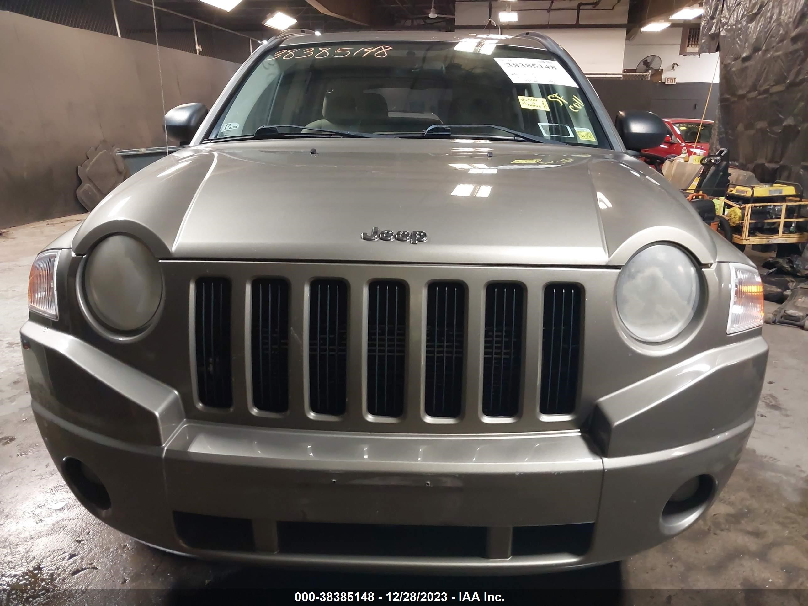 Photo 11 VIN: 1J8FF47W07D257648 - JEEP COMPASS 