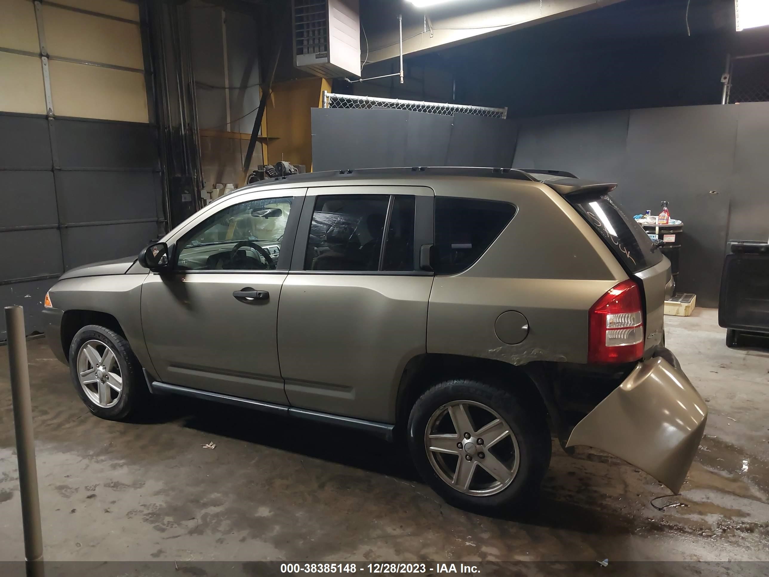 Photo 13 VIN: 1J8FF47W07D257648 - JEEP COMPASS 