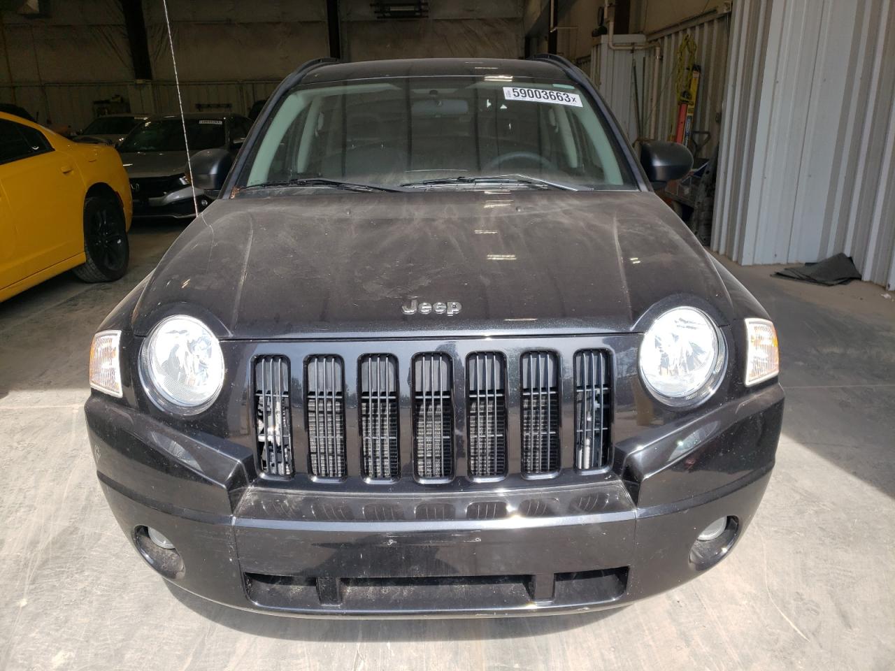 Photo 4 VIN: 1J8FF47W08D780203 - JEEP CHEROKEE 