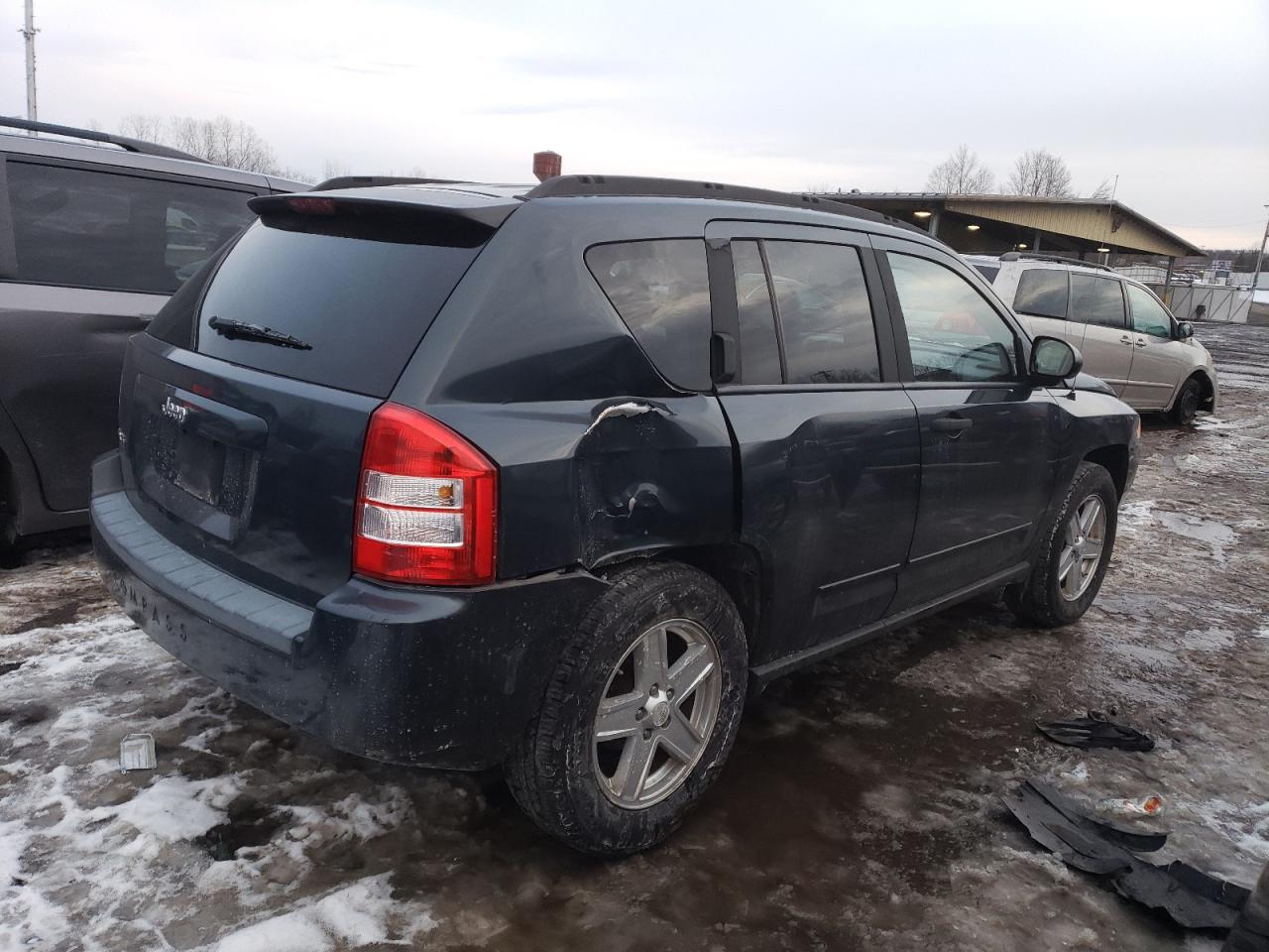 Photo 2 VIN: 1J8FF47W38D616542 - JEEP COMPASS 