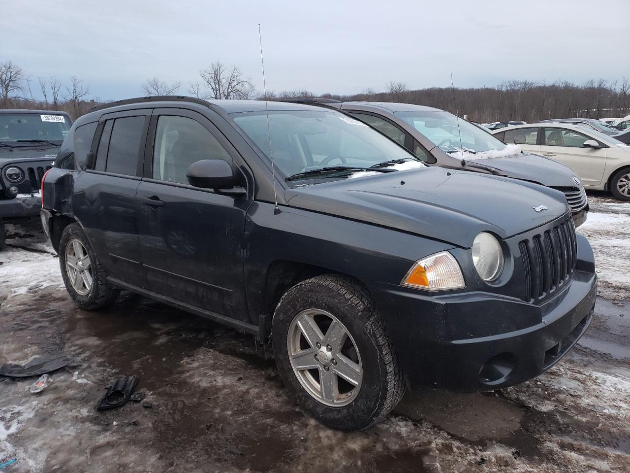 Photo 3 VIN: 1J8FF47W38D616542 - JEEP COMPASS 