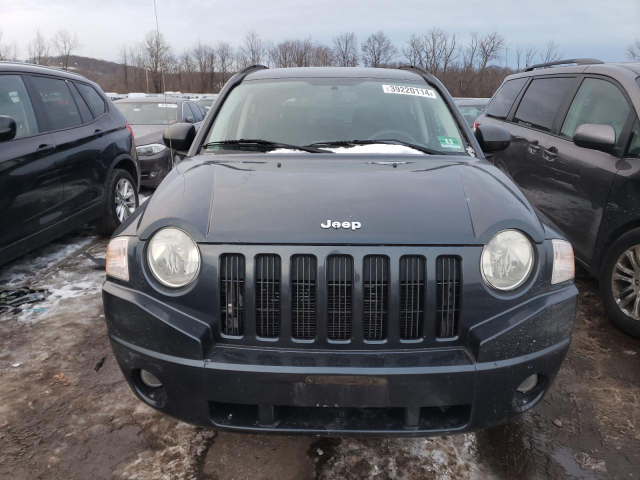 Photo 4 VIN: 1J8FF47W38D616542 - JEEP COMPASS 