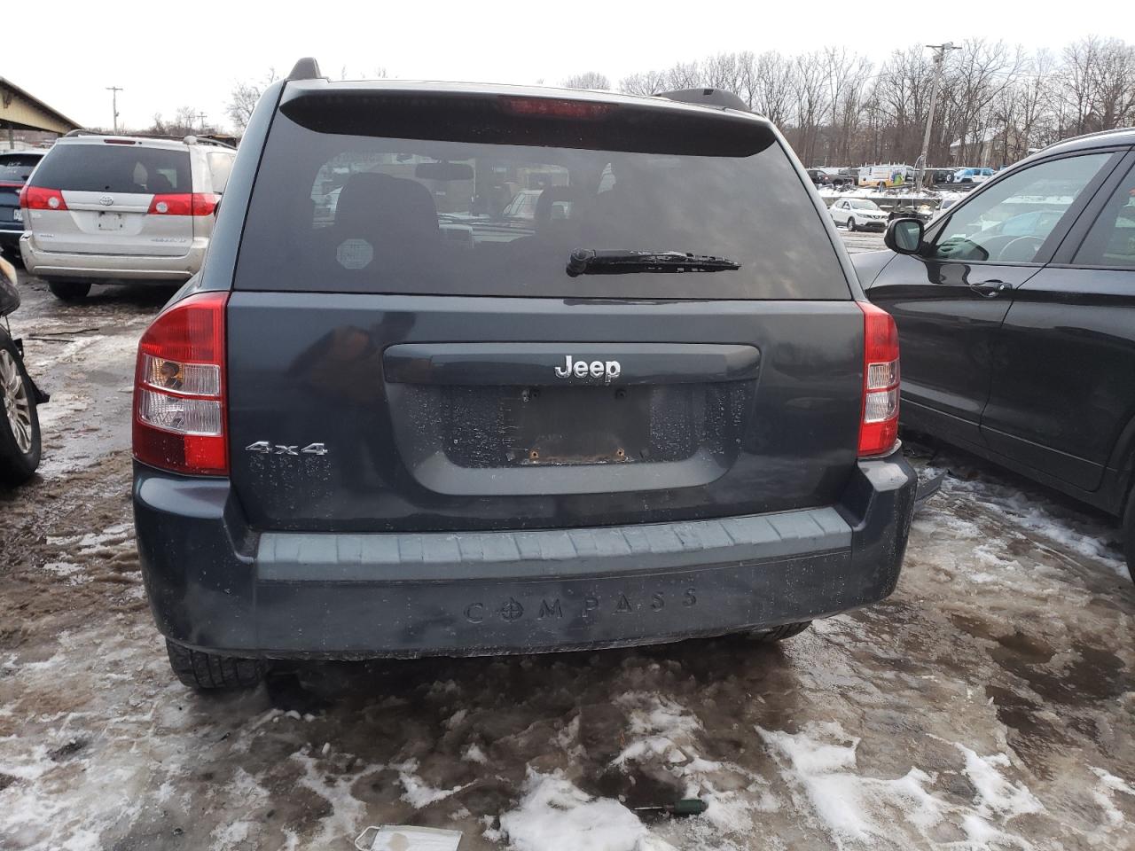 Photo 5 VIN: 1J8FF47W38D616542 - JEEP COMPASS 