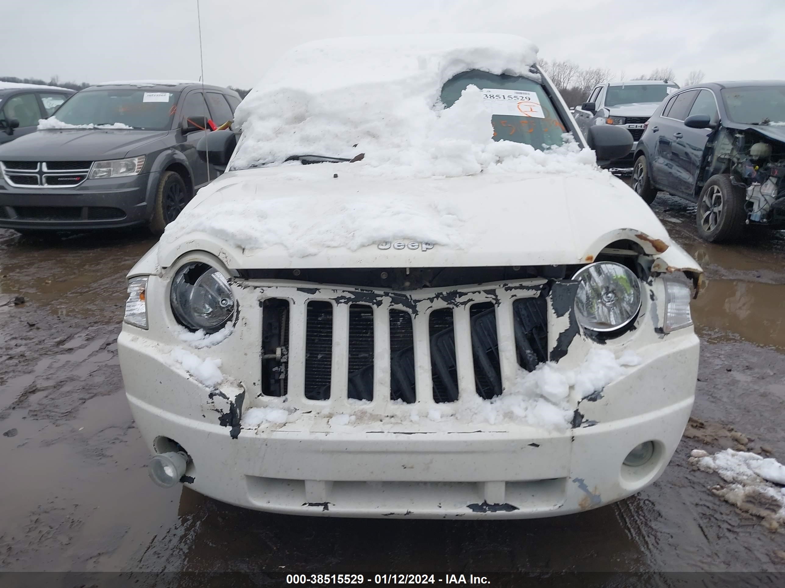 Photo 5 VIN: 1J8FF47W47D394270 - JEEP COMPASS 