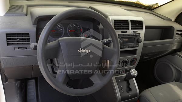 Photo 11 VIN: 1J8FF47W57D334501 - JEEP COMPASS 