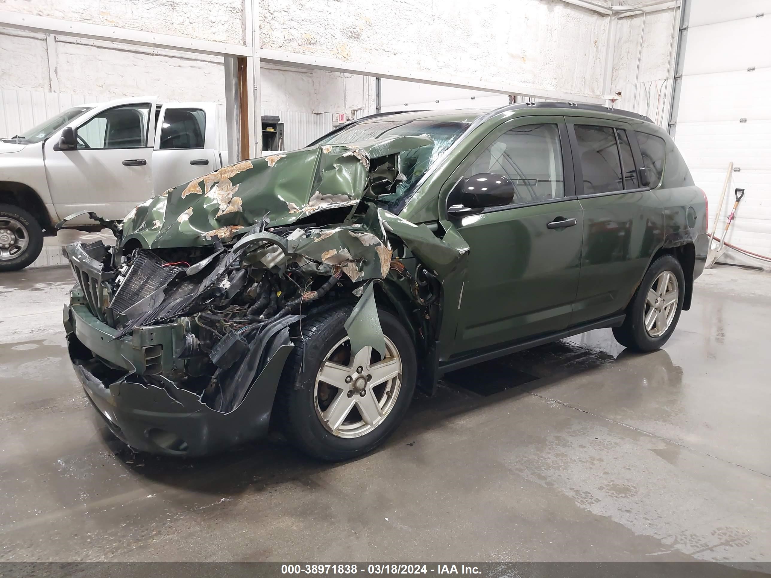 Photo 1 VIN: 1J8FF47W67D155805 - JEEP COMPASS 