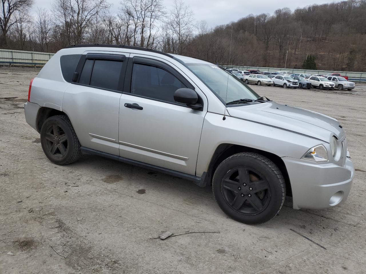 Photo 3 VIN: 1J8FF47W68D714450 - JEEP COMPASS 