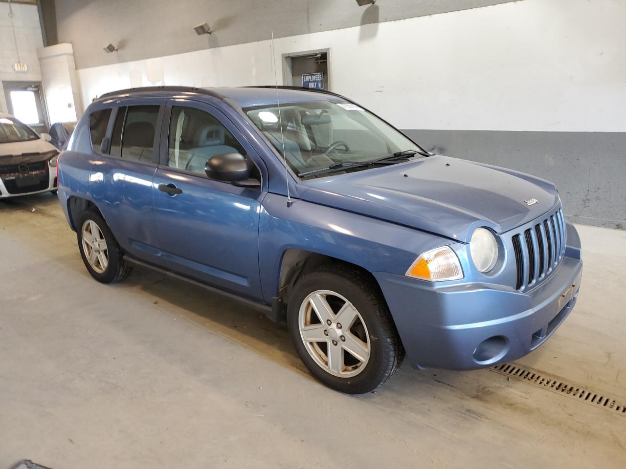 Photo 3 VIN: 1J8FF47W87D430896 - JEEP COMPASS 