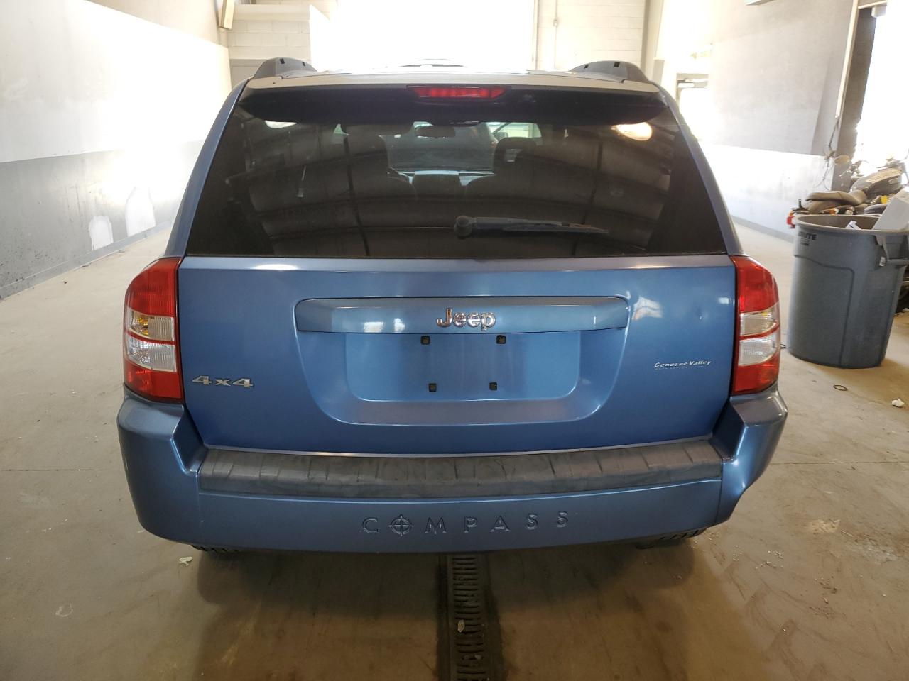 Photo 5 VIN: 1J8FF47W87D430896 - JEEP COMPASS 