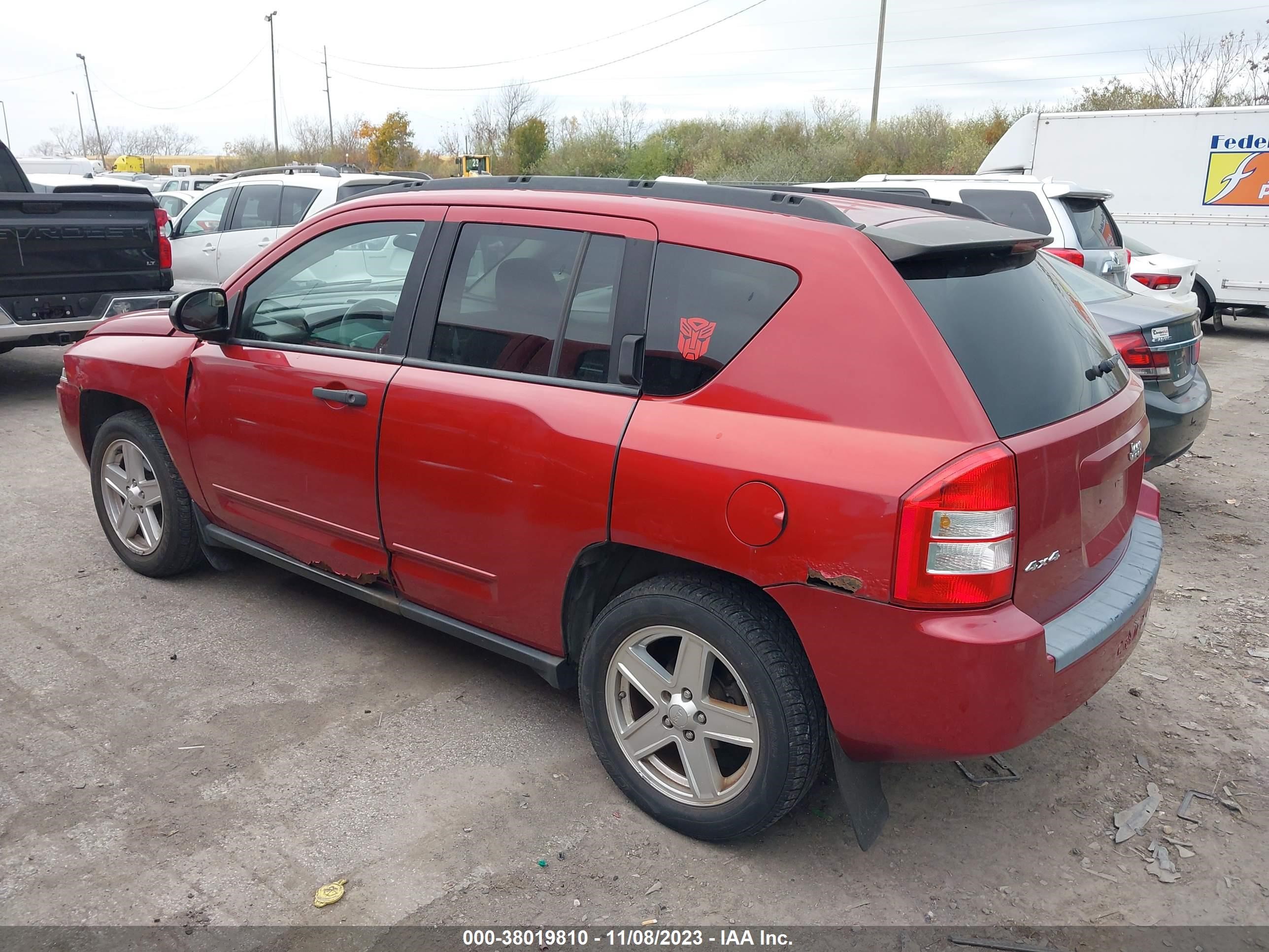 Photo 2 VIN: 1J8FF47W88D775458 - JEEP COMPASS 