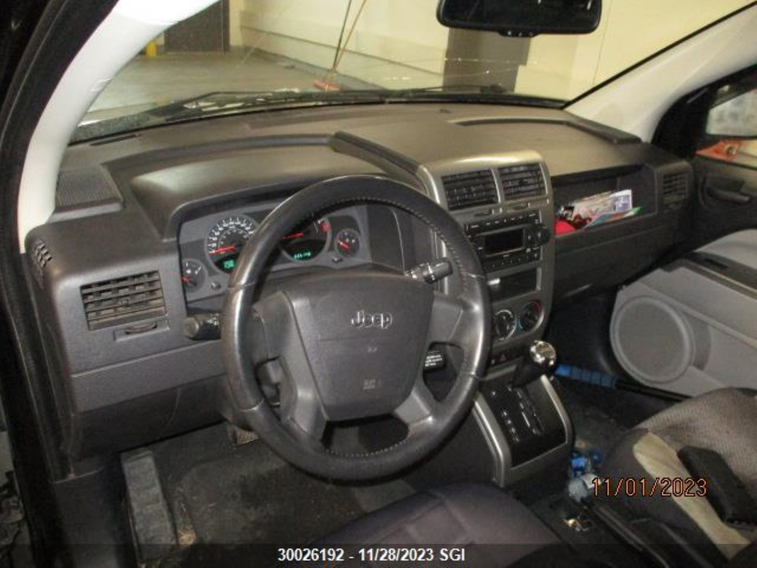 Photo 7 VIN: 1J8FF47WX7D421360 - JEEP COMPASS 