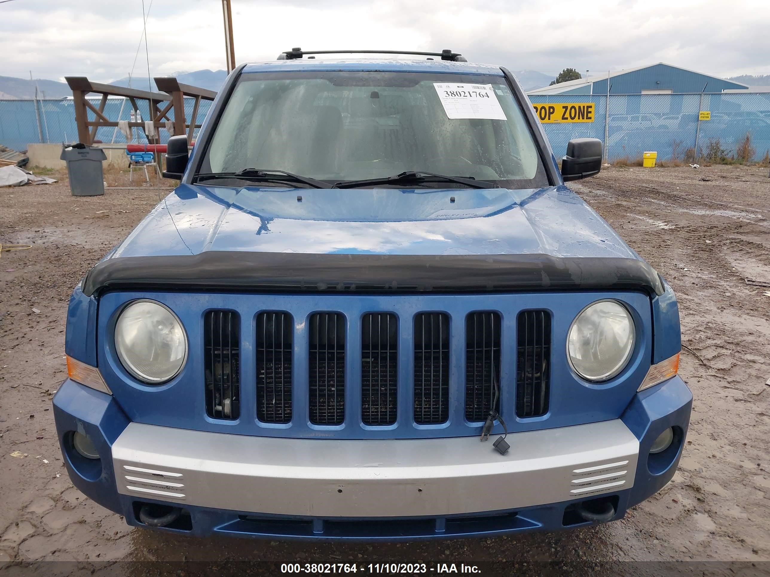 Photo 11 VIN: 1J8FF48W37D316917 - JEEP LIBERTY (PATRIOT) 