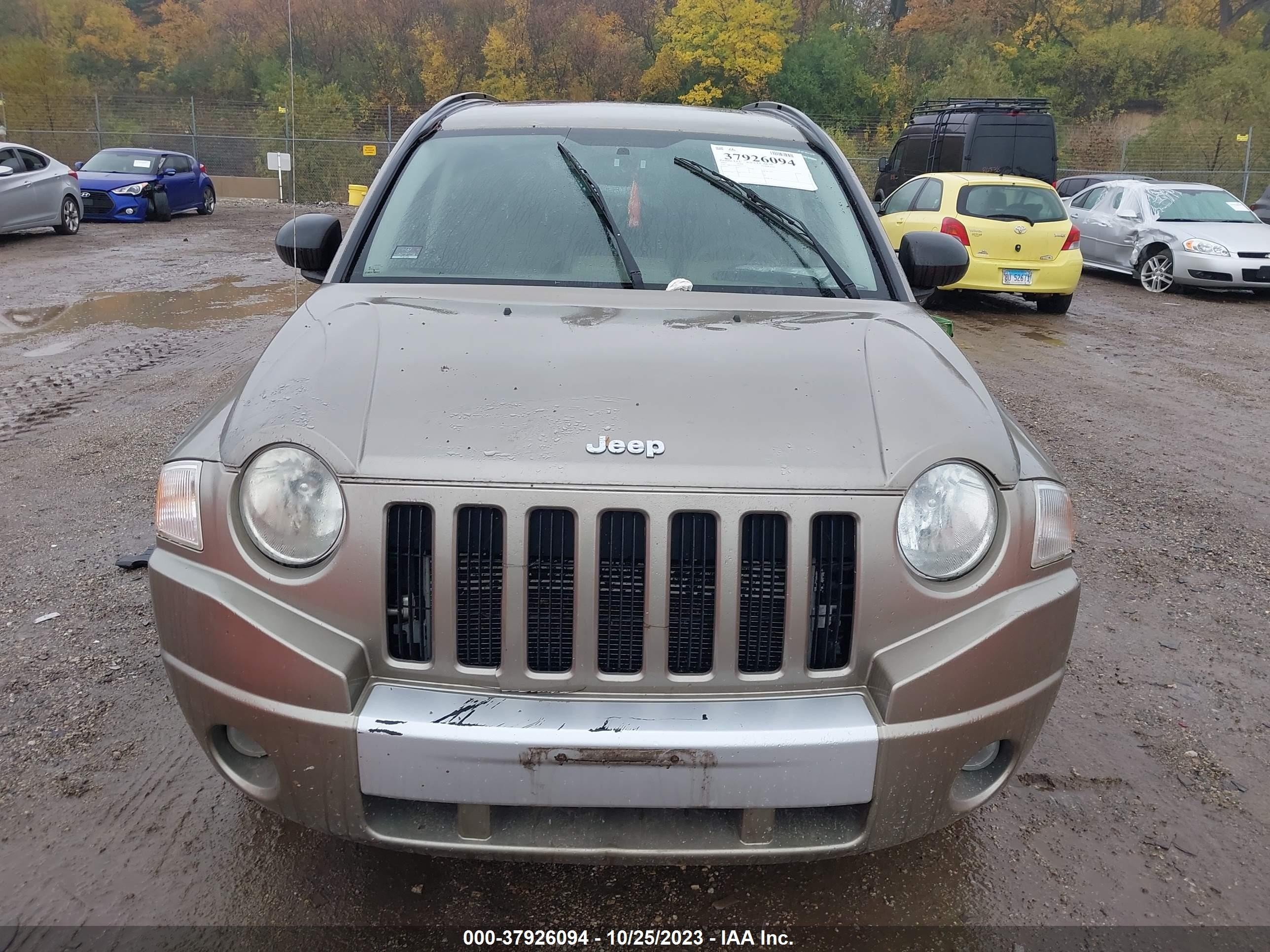 Photo 6 VIN: 1J8FF57W27D273775 - JEEP COMPASS 