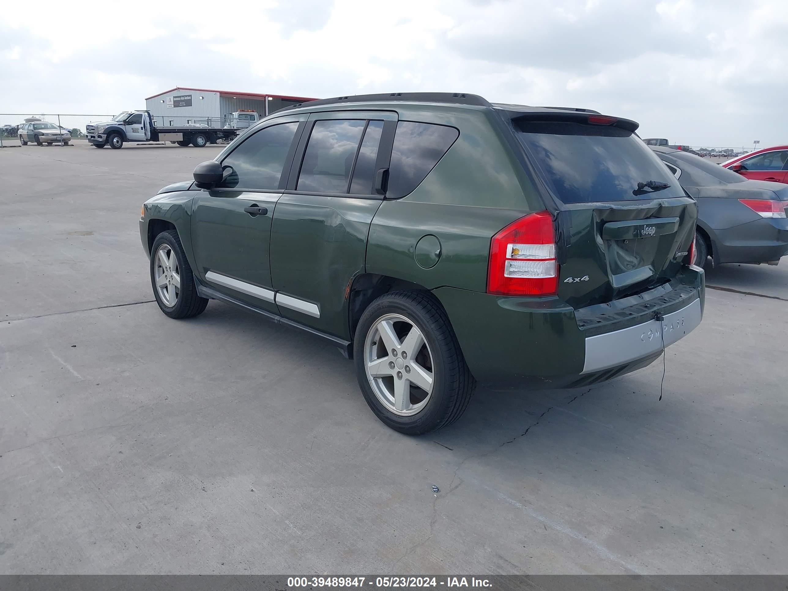 Photo 2 VIN: 1J8FF57W77D583677 - JEEP COMPASS 