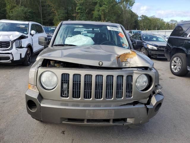 Photo 4 VIN: 1J8FT28058D711093 - JEEP PATRIOT SP 