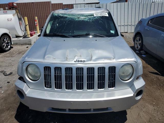 Photo 4 VIN: 1J8FT28058D733997 - JEEP PATRIOT 