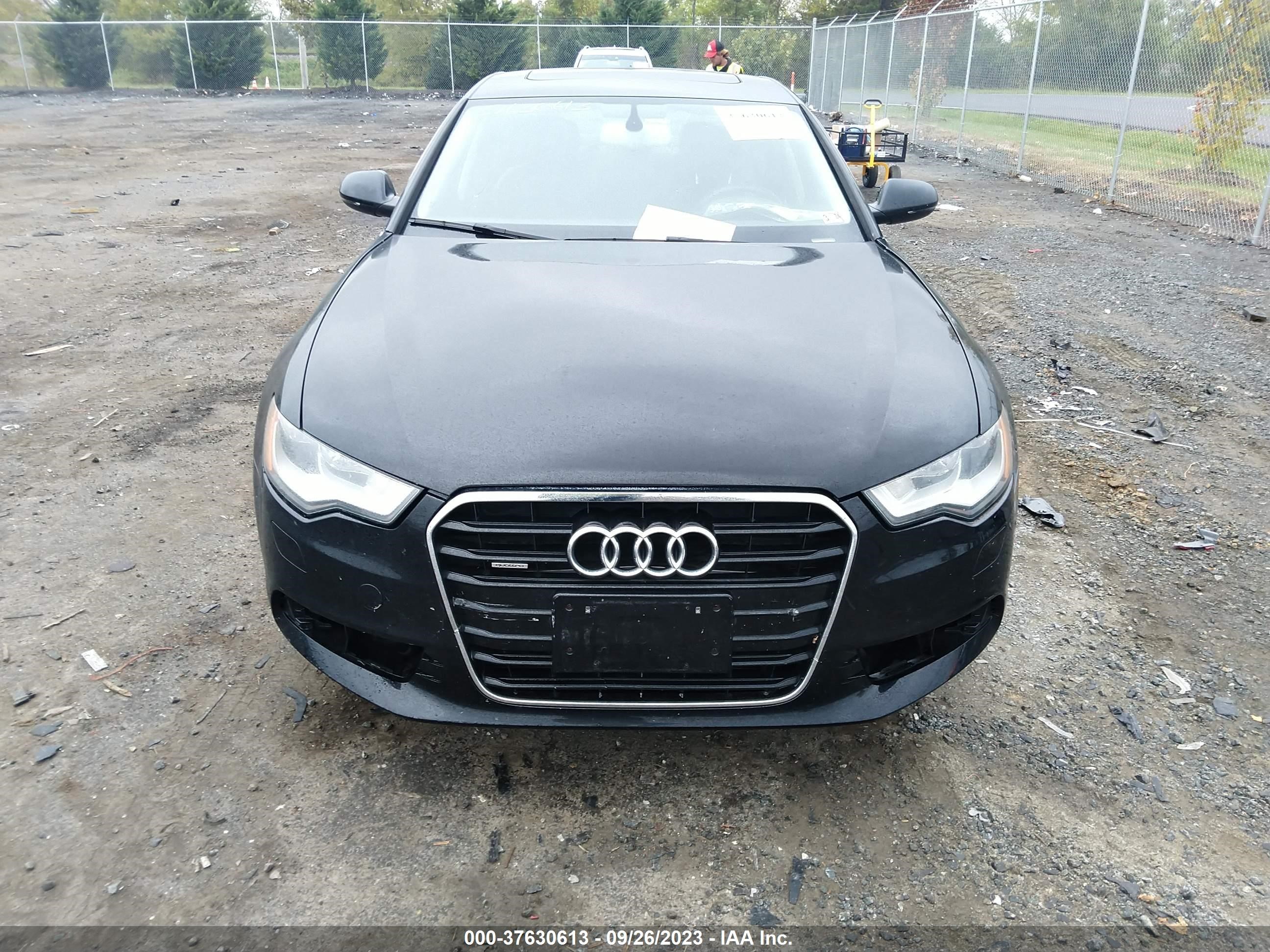 Photo 11 VIN: 1J8FT28088D781185 - AUDI A6 