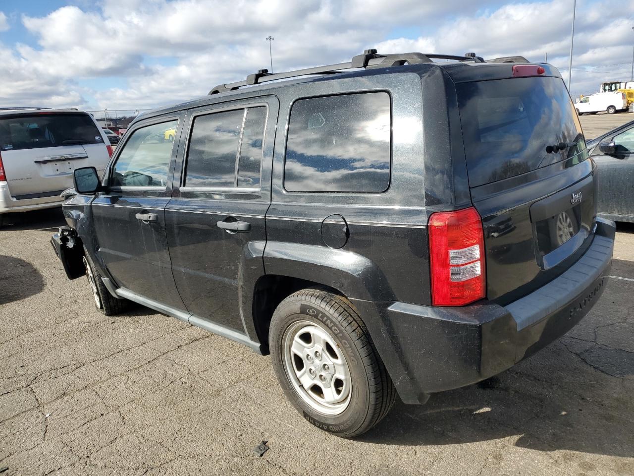 Photo 1 VIN: 1J8FT28B09D178010 - JEEP LIBERTY (PATRIOT) 