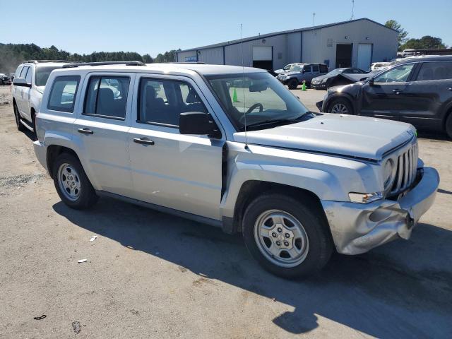 Photo 3 VIN: 1J8FT28W08D622830 - JEEP PATRIOT SP 