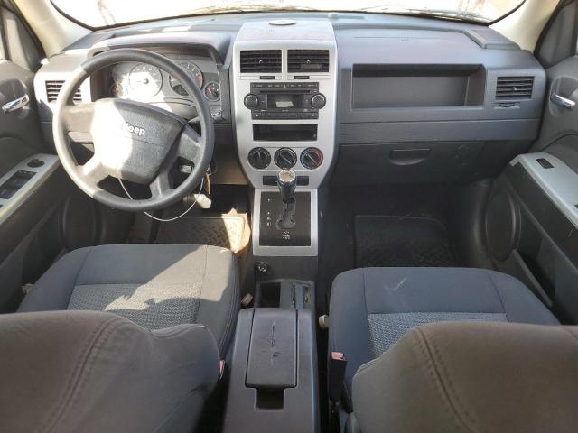 Photo 7 VIN: 1J8FT28W08D670103 - JEEP PATRIOT SP 