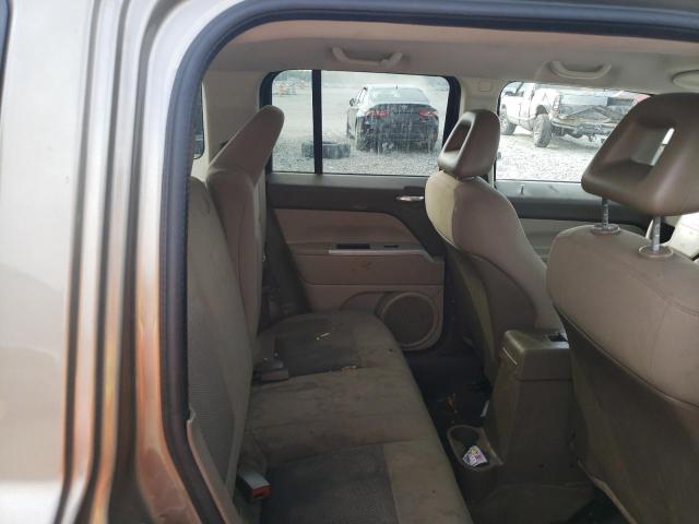 Photo 9 VIN: 1J8FT28W18D744399 - JEEP PATRIOT SP 