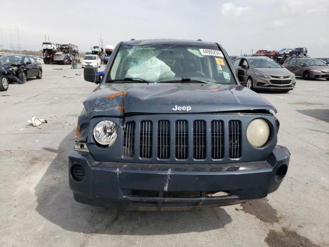 Photo 4 VIN: 1J8FT28W38D504822 - JEEP PATRIOT SP 