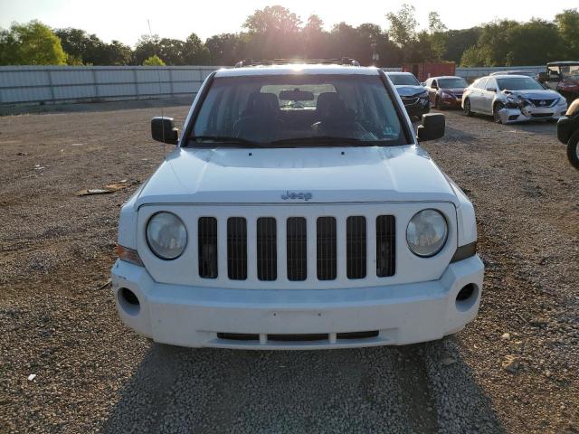 Photo 4 VIN: 1J8FT28W38D729192 - JEEP PATRIOT SP 