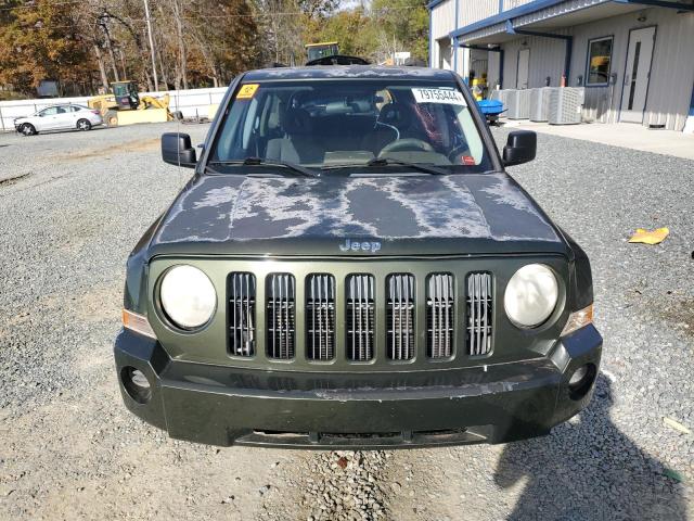 Photo 4 VIN: 1J8FT28W58D551835 - JEEP PATRIOT SP 