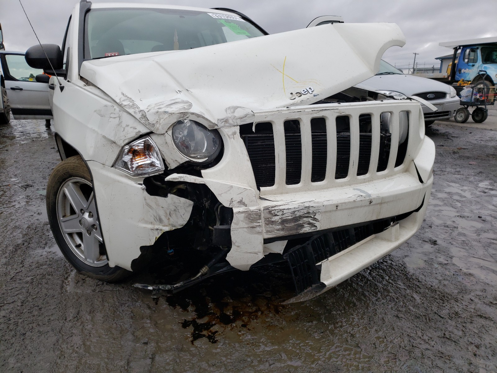 Photo 8 VIN: 1J8FT47057D420489 - JEEP COMPASS 