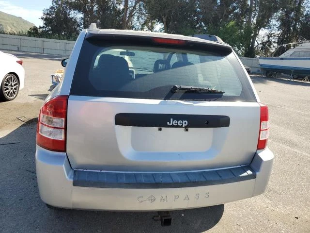 Photo 5 VIN: 1J8FT470X8D702516 - JEEP COMPASS SP 