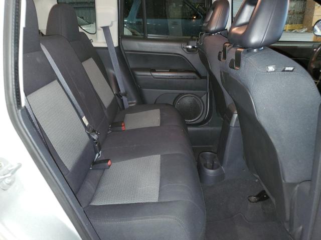 Photo 10 VIN: 1J8FT47B89D201384 - JEEP COMPASS 