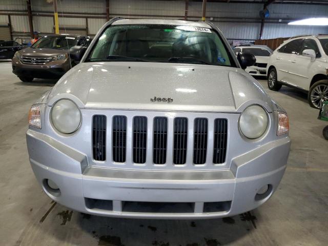 Photo 4 VIN: 1J8FT47B89D201384 - JEEP COMPASS 