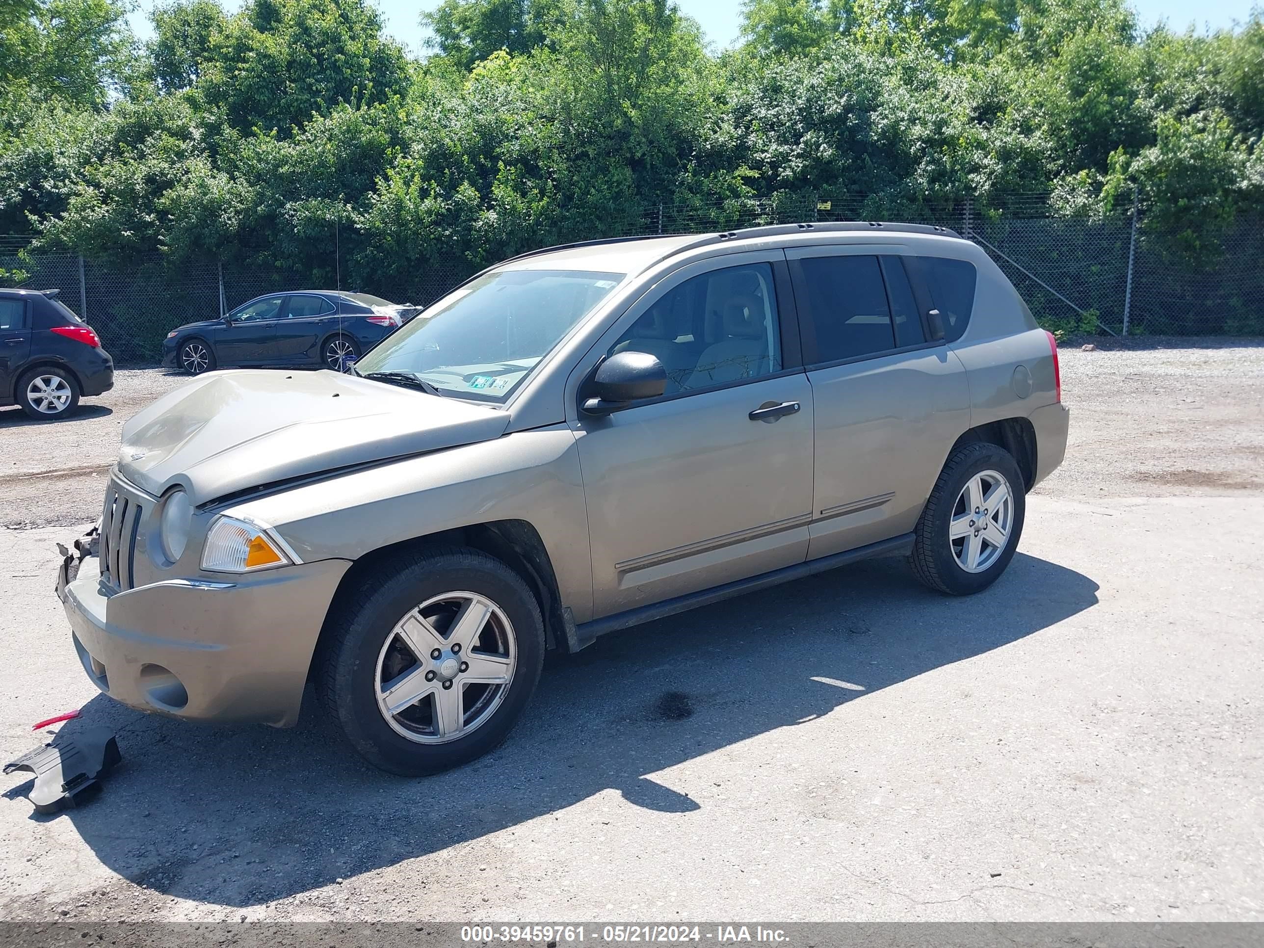 Photo 1 VIN: 1J8FT47W18D760857 - JEEP COMPASS 