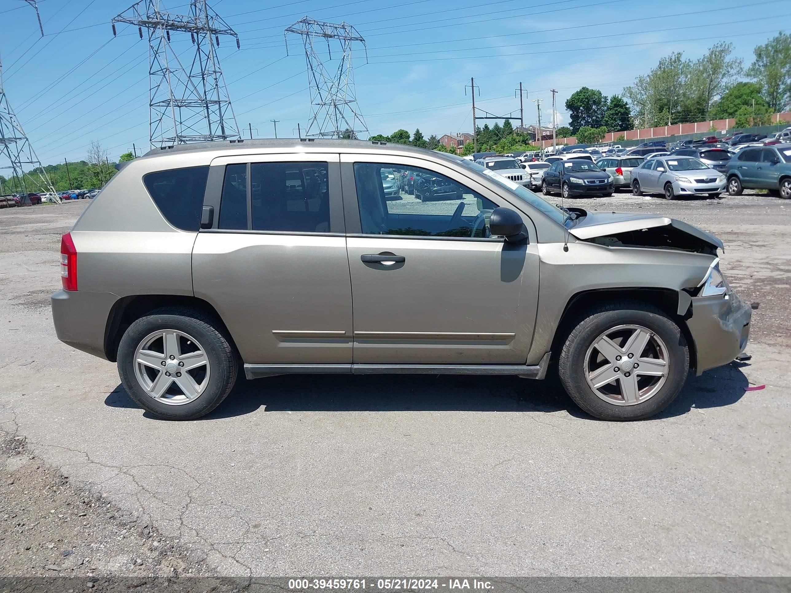 Photo 13 VIN: 1J8FT47W18D760857 - JEEP COMPASS 