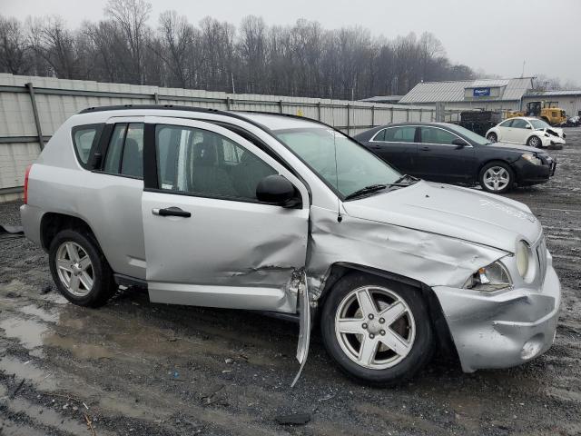 Photo 3 VIN: 1J8FT47W27D196487 - JEEP COMPASS 