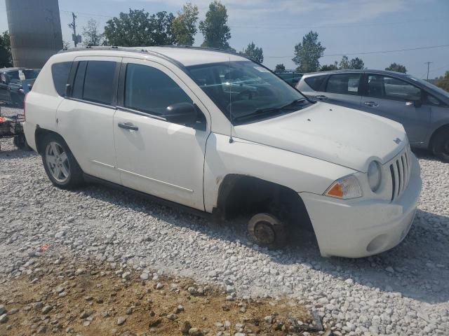 Photo 3 VIN: 1J8FT47W48D790824 - JEEP COMPASS SP 