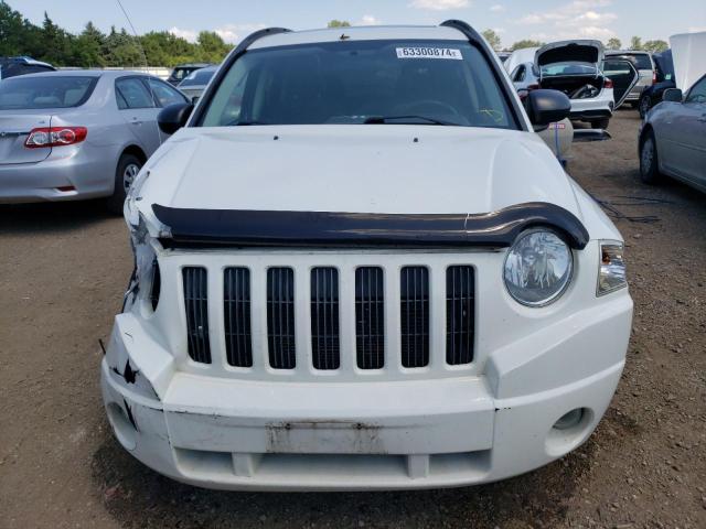 Photo 4 VIN: 1J8FT47W58D699643 - JEEP COMPASS 