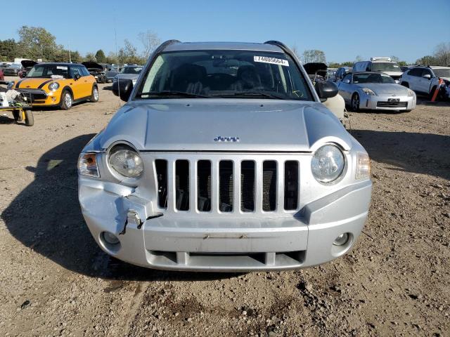 Photo 4 VIN: 1J8FT47W58D727991 - JEEP COMPASS SP 