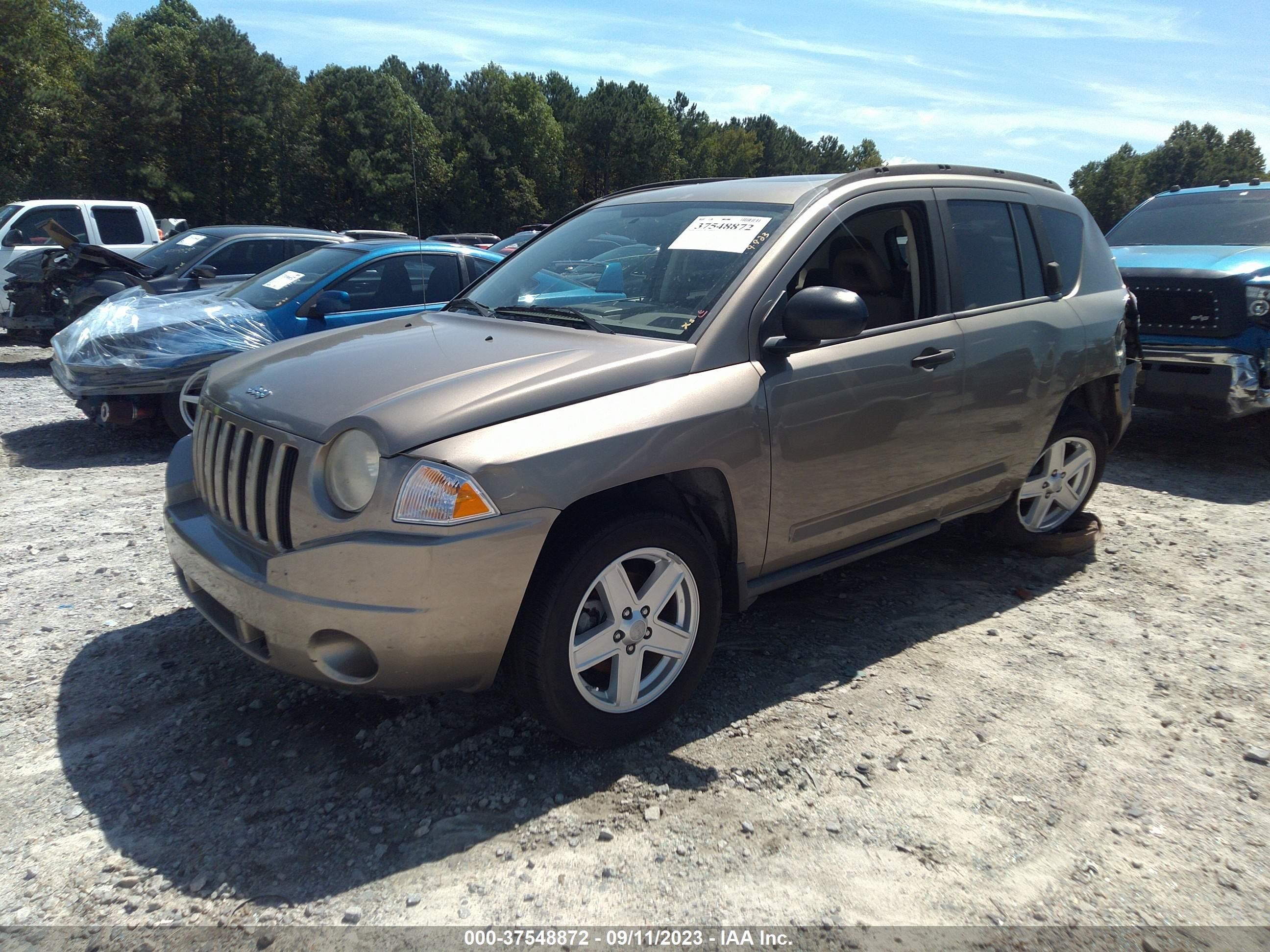 Photo 1 VIN: 1J8FT47W77D189938 - JEEP COMPASS 