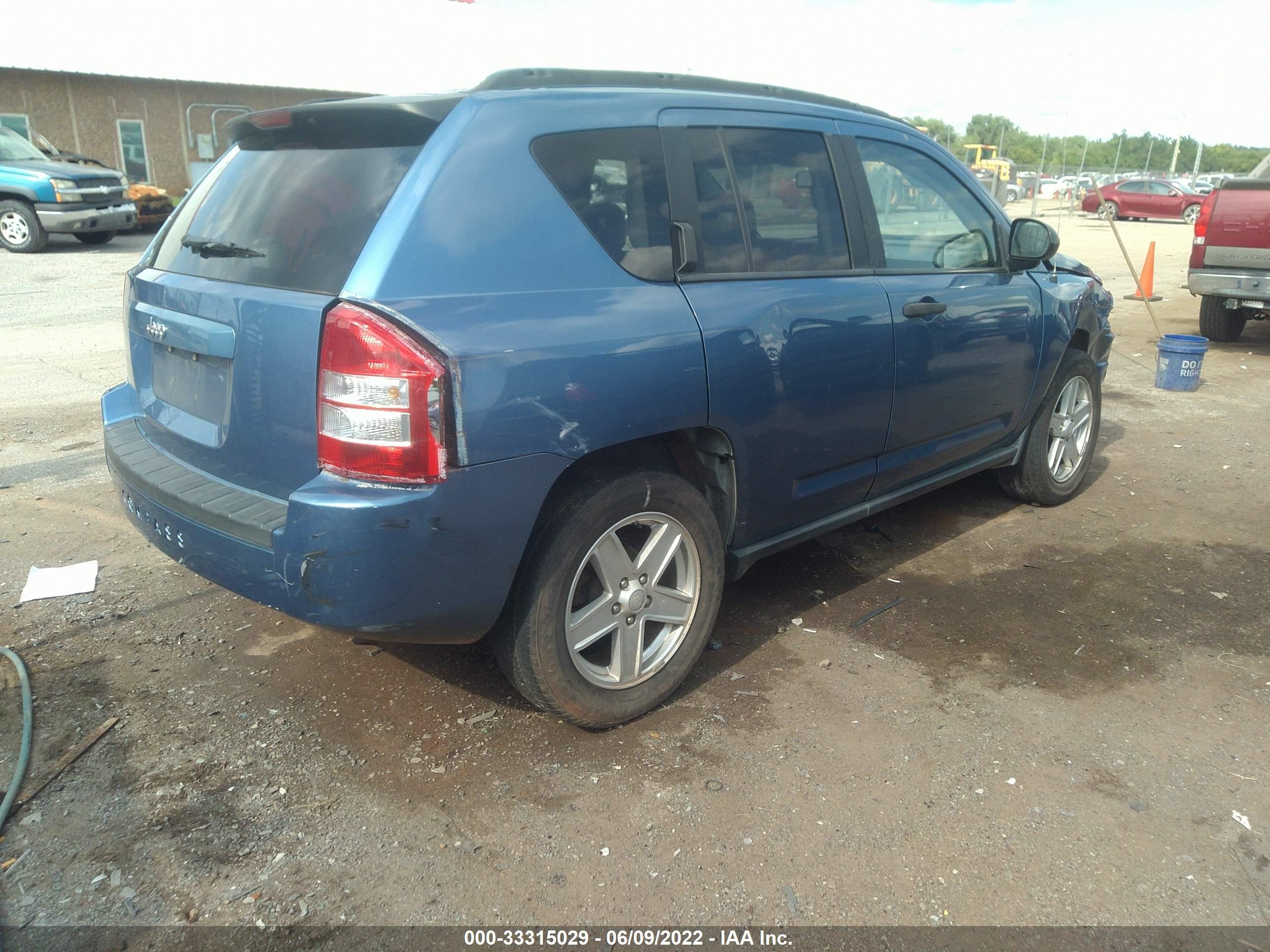 Photo 3 VIN: 1J8FT47W77D250222 - JEEP COMPASS 