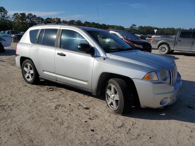 Photo 3 VIN: 1J8FT47W98D775879 - JEEP COMPASS 