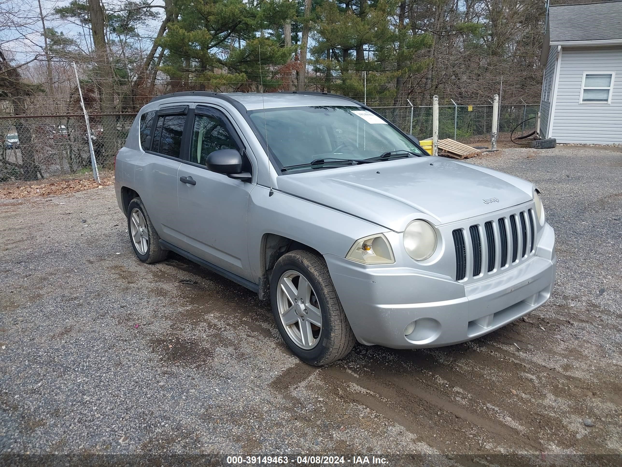 Photo 0 VIN: 1J8FT47WX7D101884 - JEEP COMPASS 