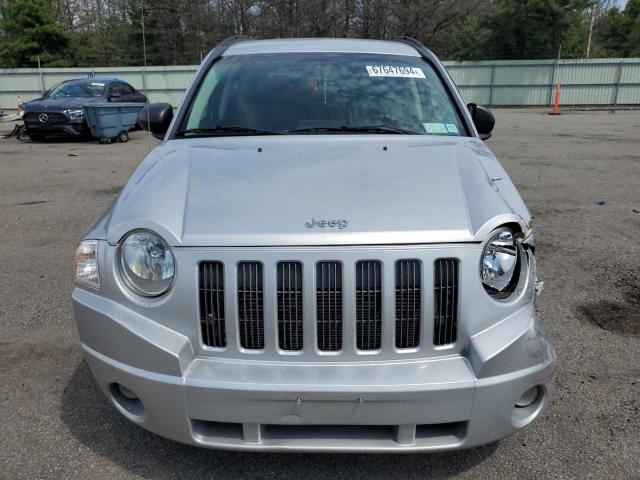 Photo 4 VIN: 1J8FT47WX7D221765 - JEEP COMPASS 